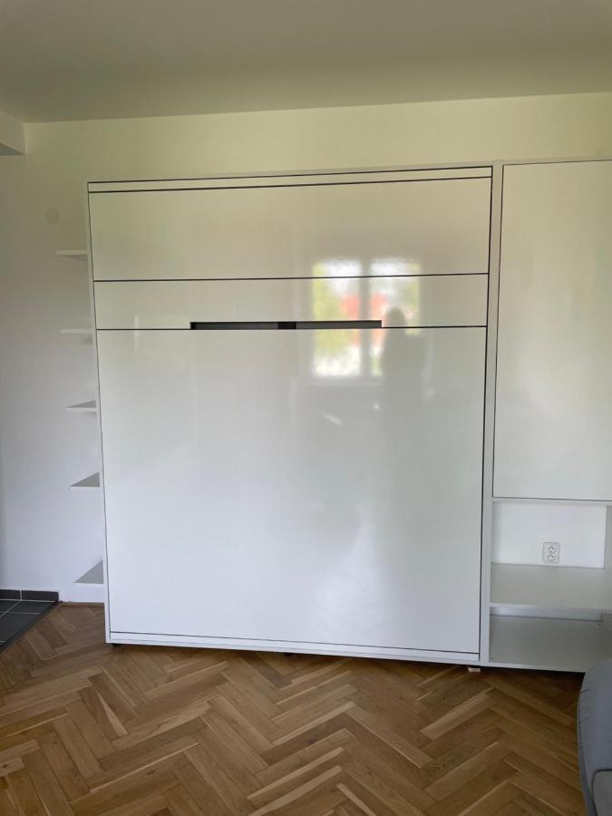 Apartman V Kratke Kamenicky Senov Exteriör bild