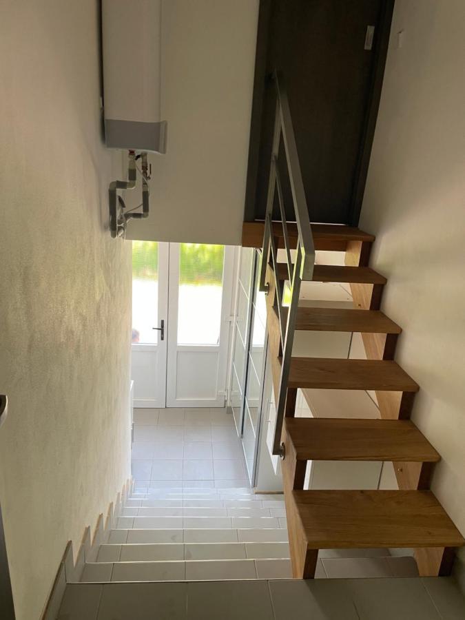 Apartman V Kratke Kamenicky Senov Exteriör bild